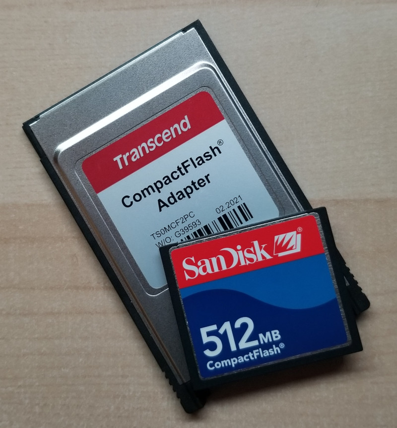 CompactFlash card and PCMCIA card reader